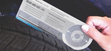 La bande de roulement normale des pneus est mesurée